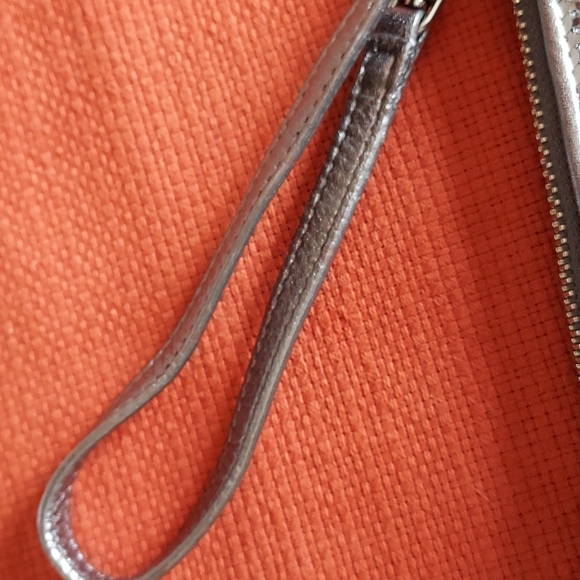 Michael Kors Sequined Wristlet - Picture 4 of 9